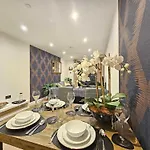 Apartment Lux 2bed 2bath With Terrace Center *