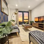 Lux 2bed 2bath With Terrace Center