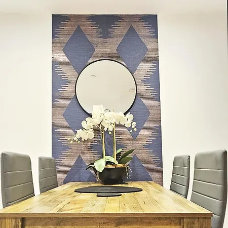 Lux 2bed 2bath With Terrace Center * Leeds (West Yorkshire)