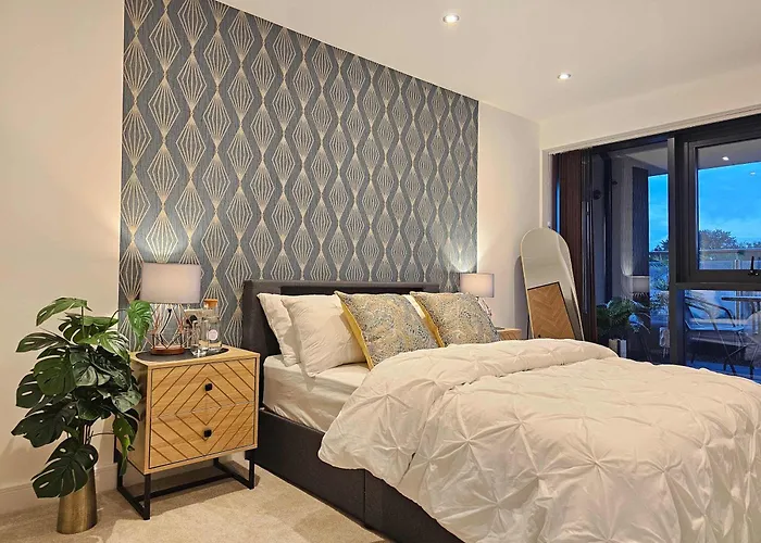 Lux 2bed 2bath With Terrace Center Apartman Elland